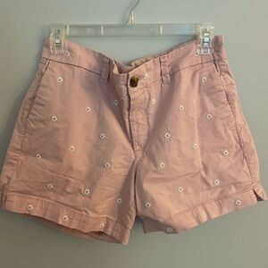 Old Navy women’s everyday short size 6